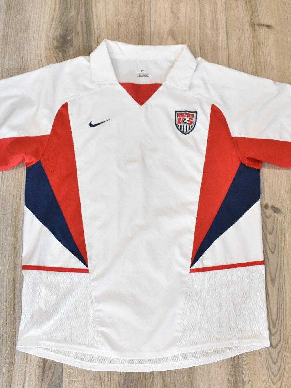 VTG 2002 United States National Soccer Team Men's L Nike Jersey FIFA World Cup